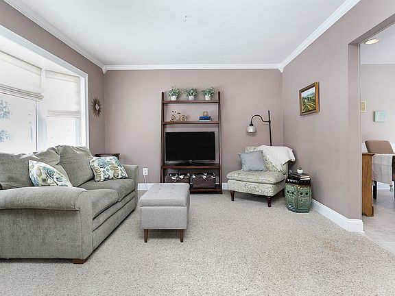 3rd image of 2590 Pinto Dr