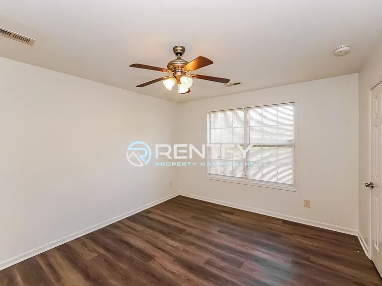 1110 Mason St — Photo 11