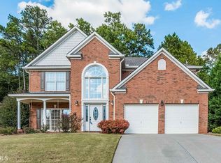 1052 Blankets Creek Dr, Canton, GA 30114