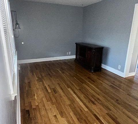 2nd image of 18240 Robert St