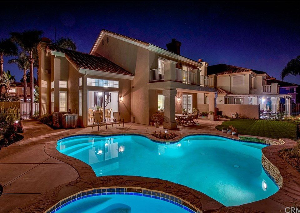 1st image of 8241 E Hillsdale Dr