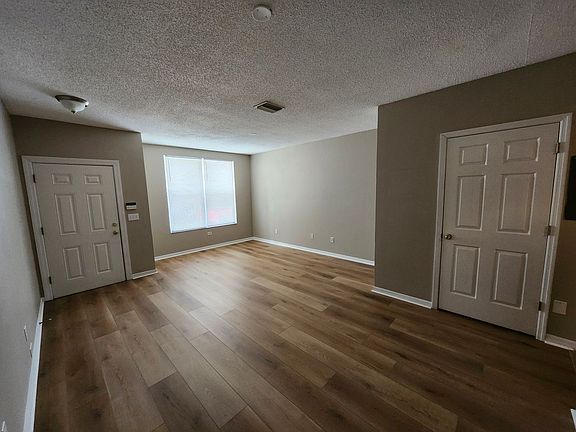 5th image of 6330 Osprey Lake Cir