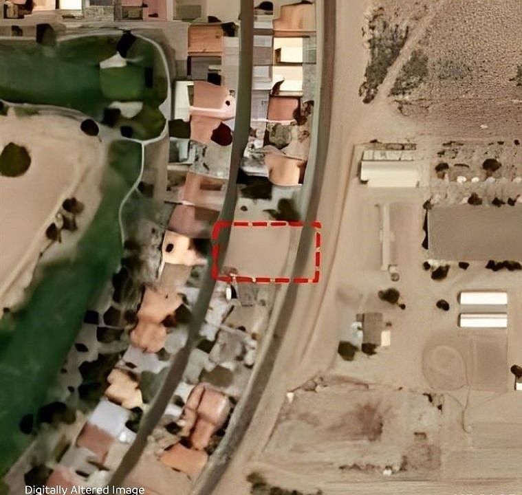 1st image of 27559 Cloverleaf Dr