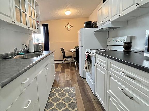 4th image of UNIT 101-502 5th AVENUE