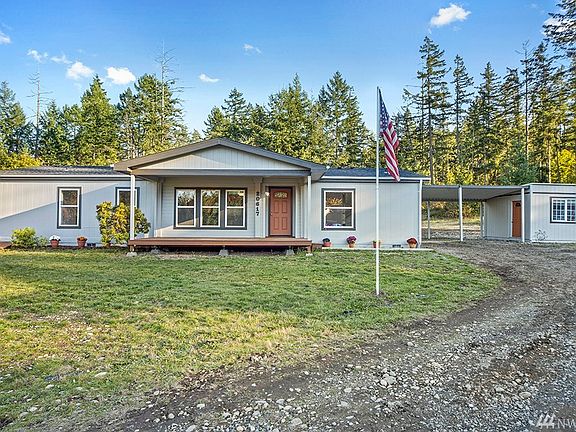 3rd image of 20617 124th Avenue Ct E