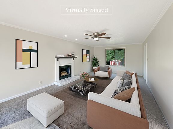 2nd image of 1327 Wennona Dr