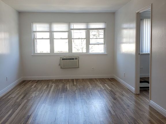 2nd image of 2129 42nd St APT 2