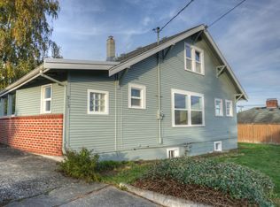 915 40th St, Everett, WA 98201