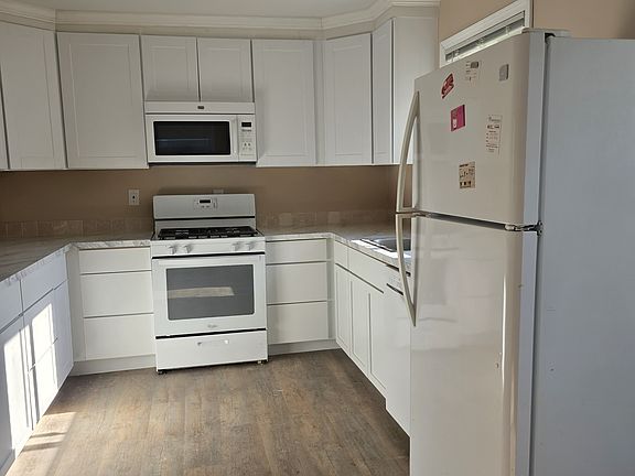 5th image of 22521 Ira Blvd