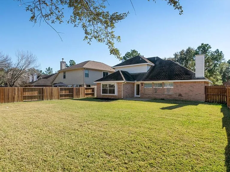 20518 Indian Grove Ln — Photo 21