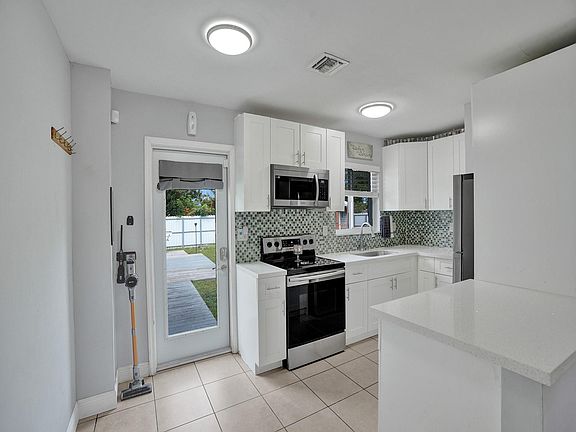 5th image of 3611 NW 1 Court