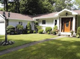 102 Richard Rd, Clarks Summit, PA 18411