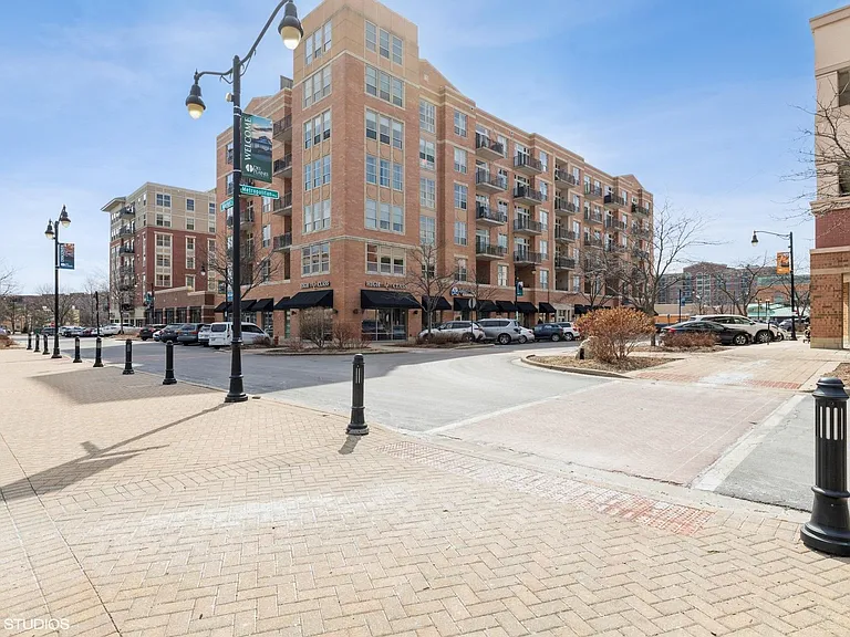 647 Metropolitan Way #509L — Photo 1