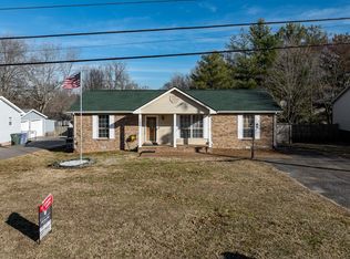 702 Highland Dr, White House, TN 37188
