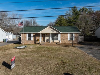 702 Highland Dr, White House, TN, 37188
