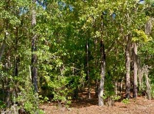 9042 N Commodore Dr #13-14-15, Dunnellon, FL 34434