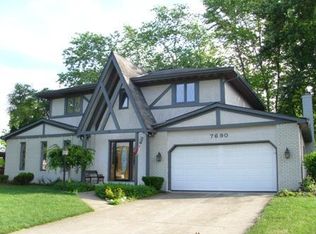 7690 Strathmoore Rd, Dublin, OH 43016