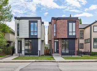 4214 W 16th St SW, Calgary, AB T2T4E3