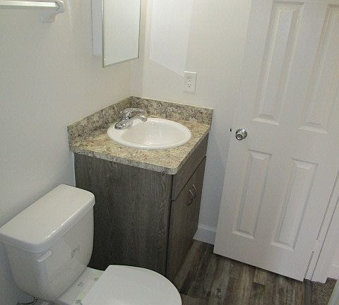 5th image of 660 8th St #113