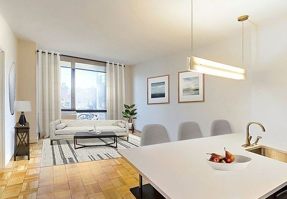 3rd image of 312 11th Ave APT 26D