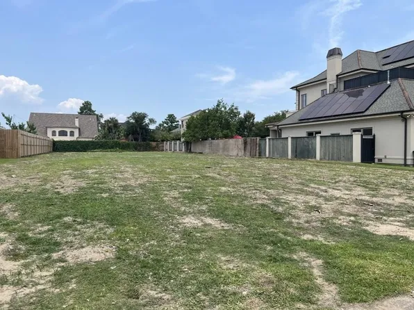 3900 Edenborn Ave, Metairie, LA 70002