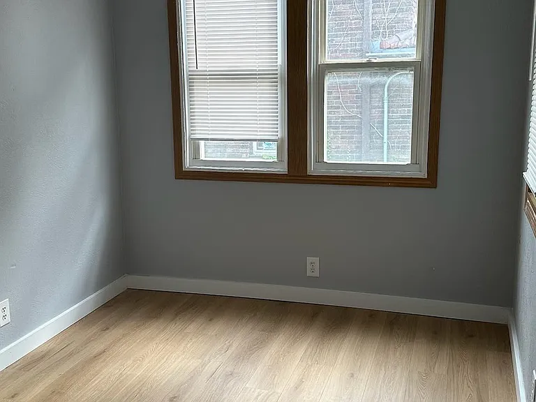 3663 Davenport St #4 — Photo 5
