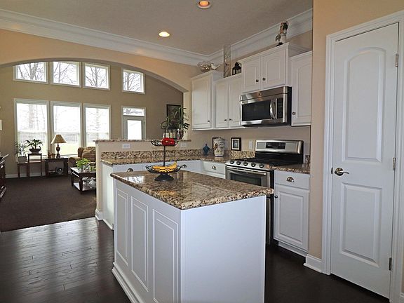4th image of 5807 Pittsford Dr