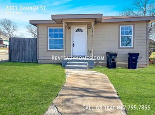 2001 Danner St, Fort Worth, TX 76105