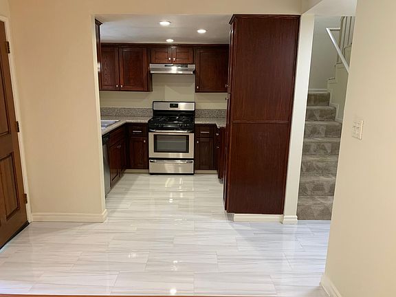 2nd image of 1241 N Central Ave APT 6