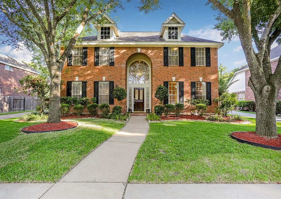 1st image of 5818 Pendelton Place Dr