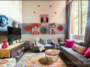 201 S Hoskins Rd APT 119, Charlotte, NC