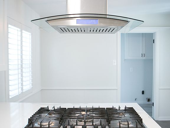 Elegant island hood.