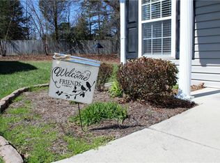 501 Carrington Ln, Thomasville, NC 27360