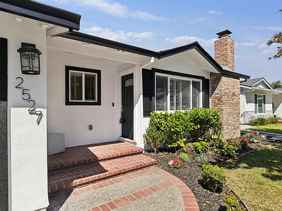 4th image of 2527 Malone Pl