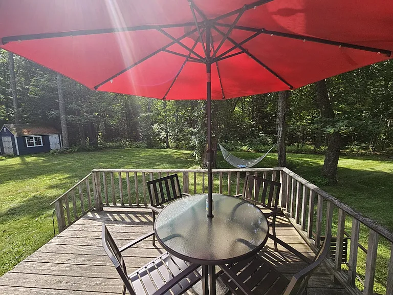 11 Laurel Ln — Photo 14