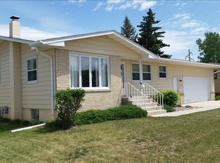 2420 Harney Dr, Rapid City, SD 57702
