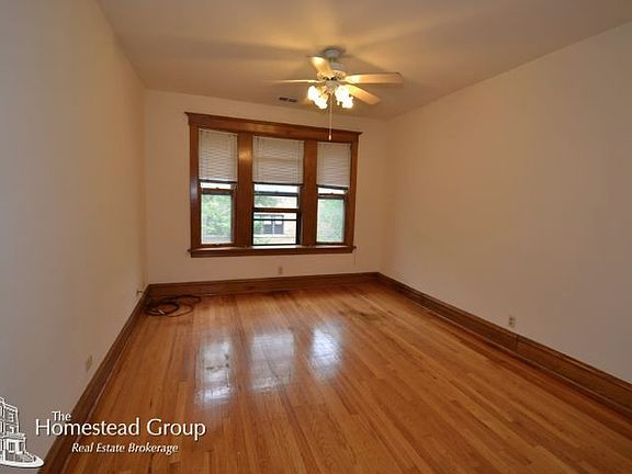 4th image of 3606 N Bosworth Ave #02