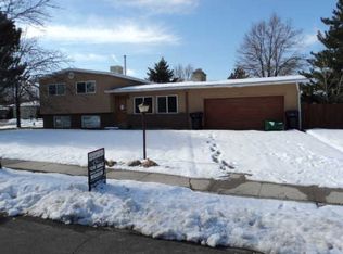 2368 E Quail Run Cir, Sandy, UT 84093