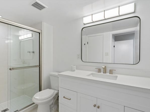 4545 Macarthur Blvd NW APT 107