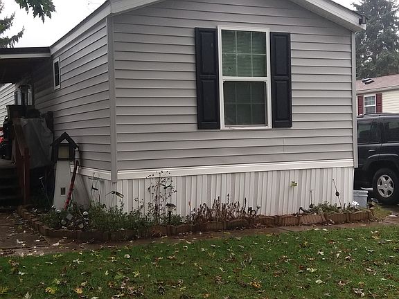 2nd image of 135 Trees Dale Dr