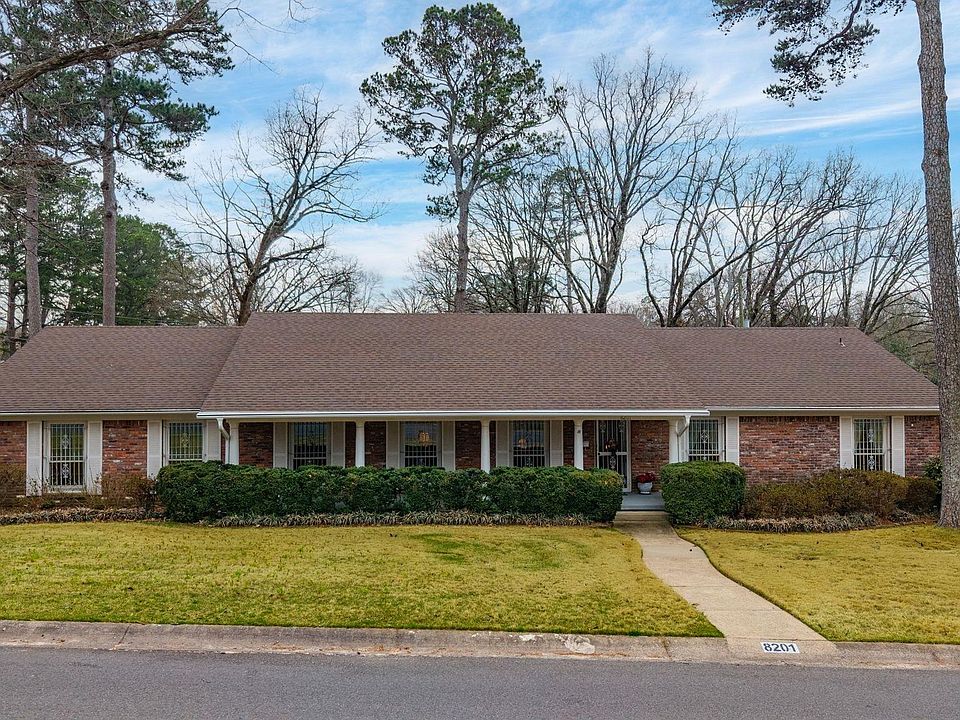 1st image of 8201 Linda Ln