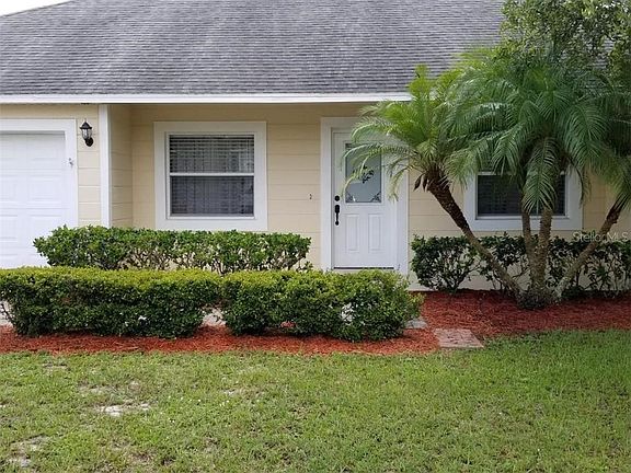 2nd image of 3908 Rolling Hill Dr