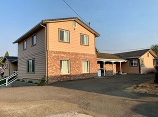 1753 NW Valley View Dr, Roseburg, OR 97471