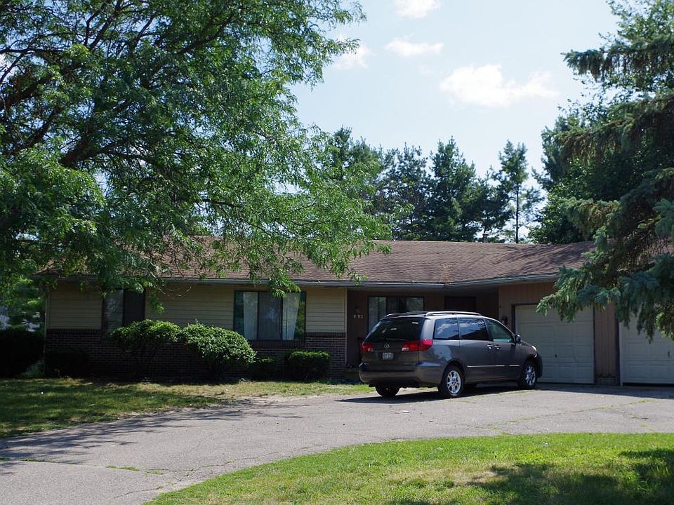 1st image of 880 Hardwick Dr SE