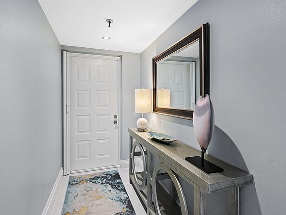 4th image of 2300 NE 33rd Avenue #502