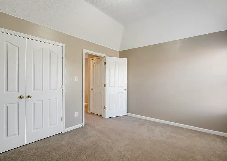 5068 Welbourne Cv — Photo 13