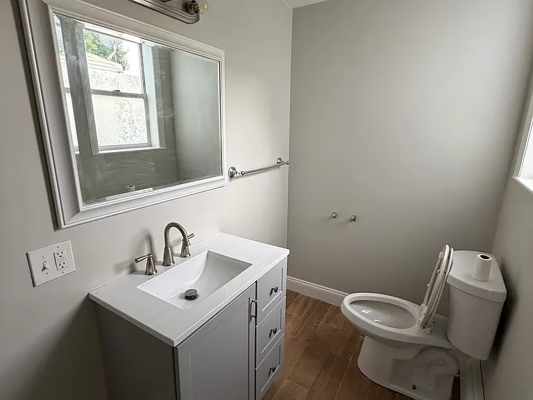 16 Lincoln Ave #18 — Photo 10