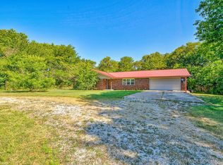 198 Wyandotte Ave, Ramona, OK 74061