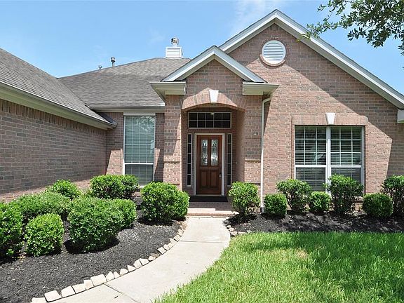 2nd image of 2401 Shorebrook Dr