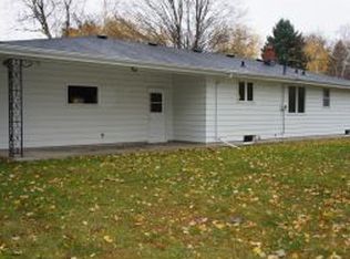112 Wenban Ave, Neenah, WI 54956